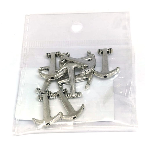 Charm, 9 Identical ship's Anchor charms