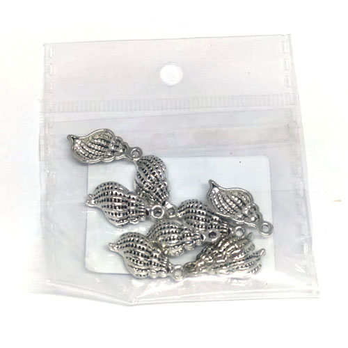 Charm, 10 Identical sea shell charms