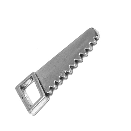 Charm, 8 Identical handsaw charms